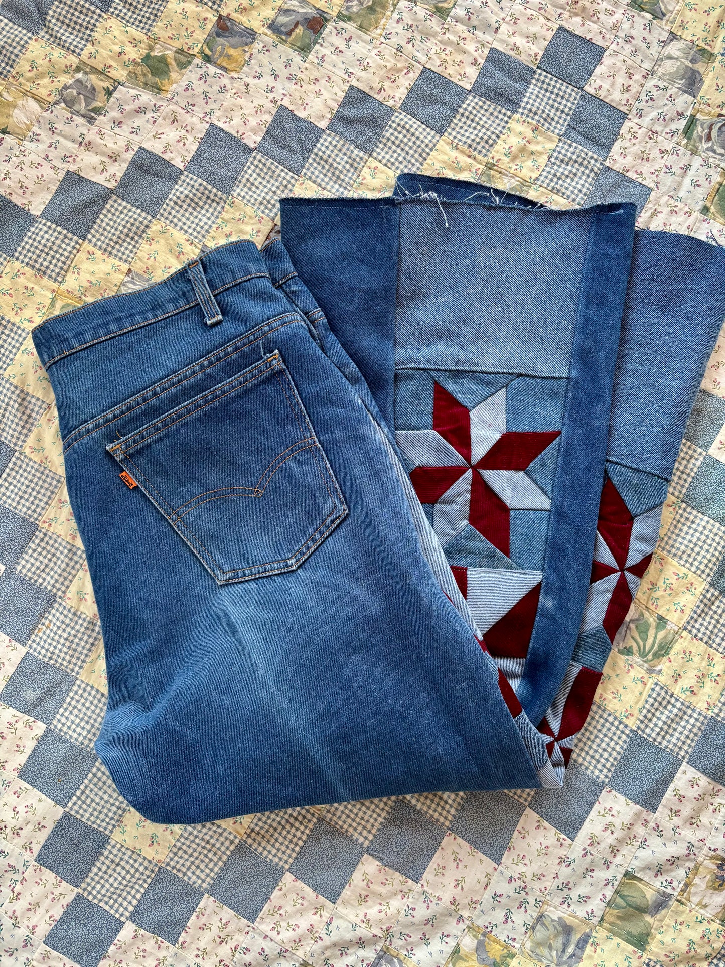 Corduroy Star Orange Tab Levi's