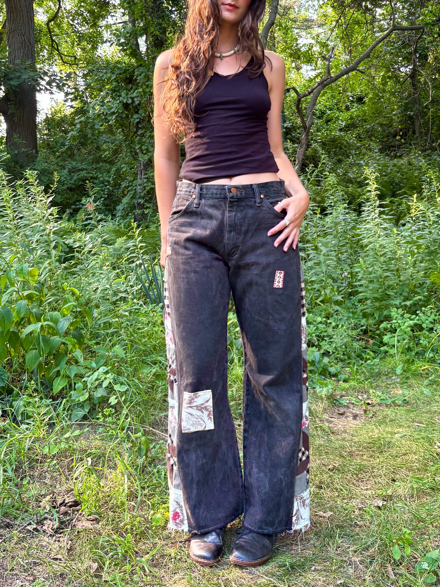 Brown Star Quilt Wrangler Jeans 🤎