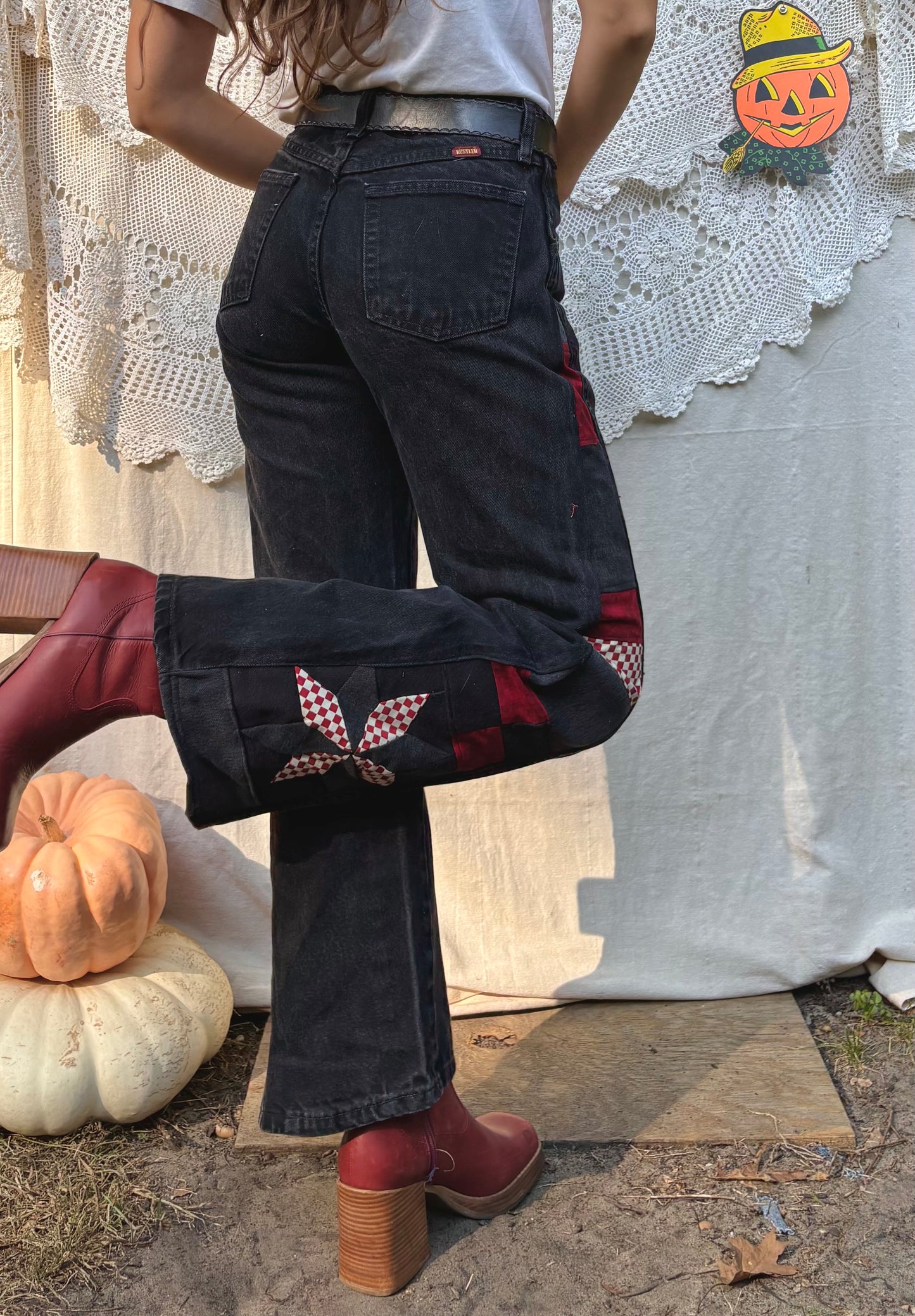 🖤 ❤️ Black & Red Star Rustlers