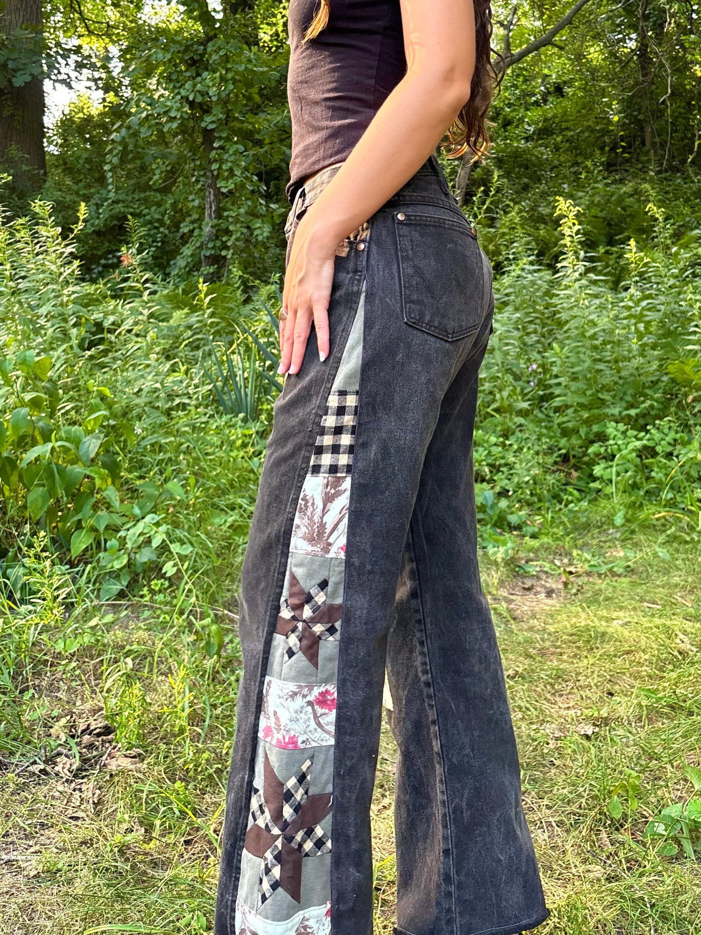 Brown Star Quilt Wrangler Jeans 🤎