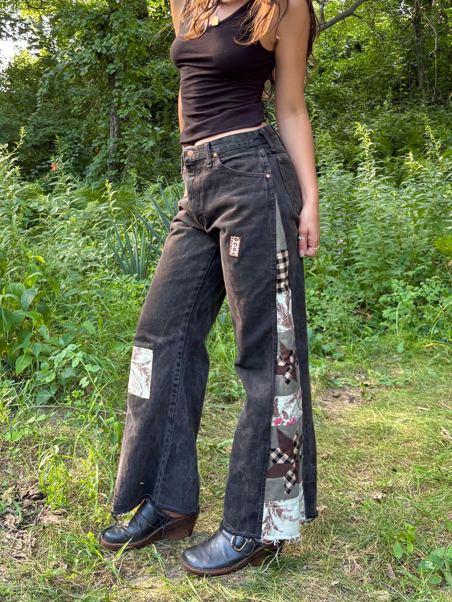 Brown Star Quilt Wrangler Jeans 🤎