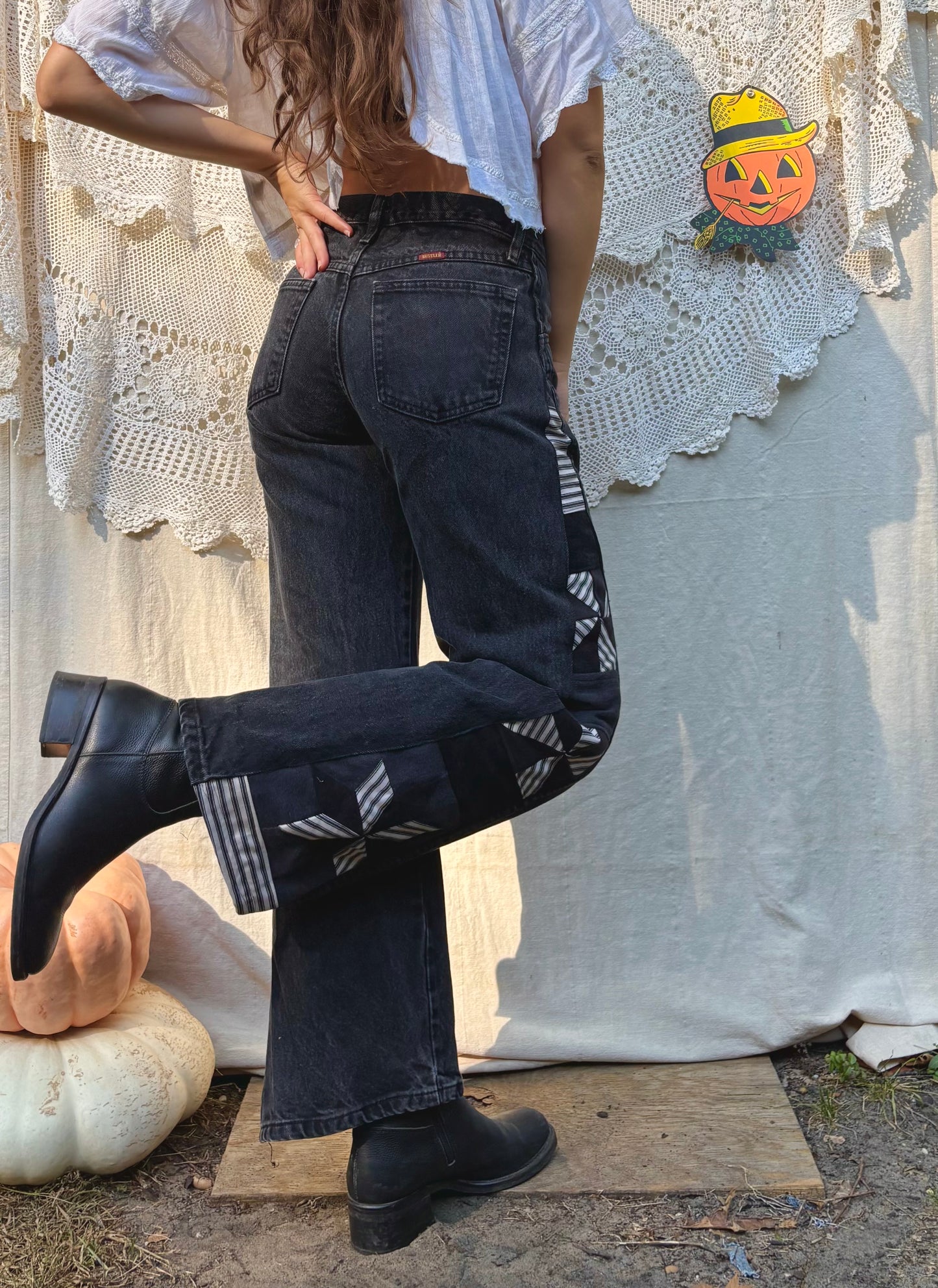 🖤 🤍 Black & White Star Pinwheel Rustlers