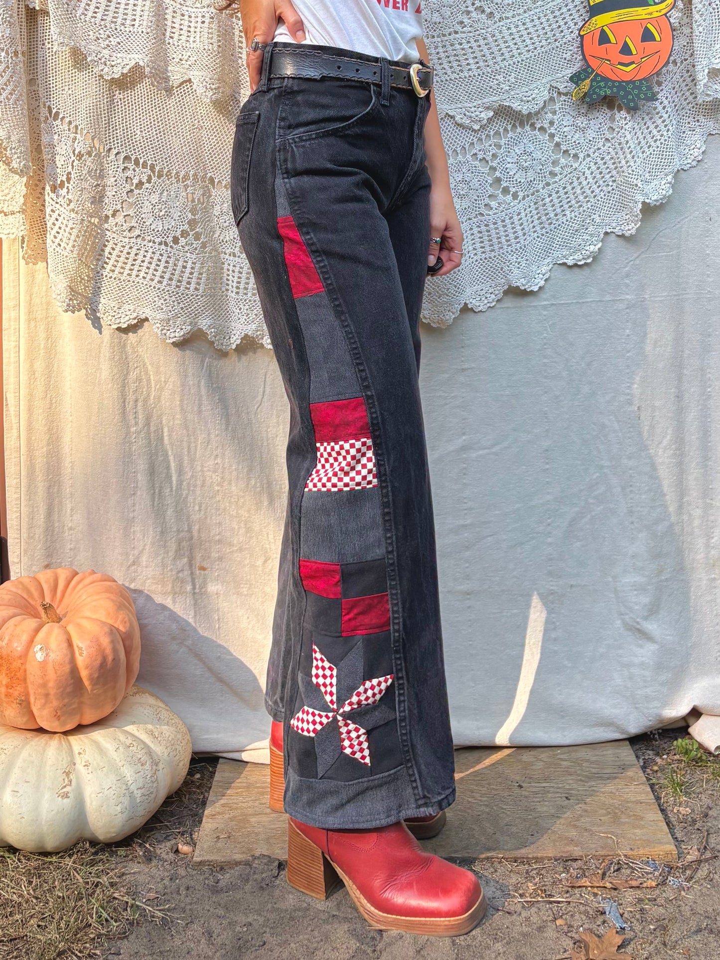 🖤 ❤️ Black & Red Star Rustlers