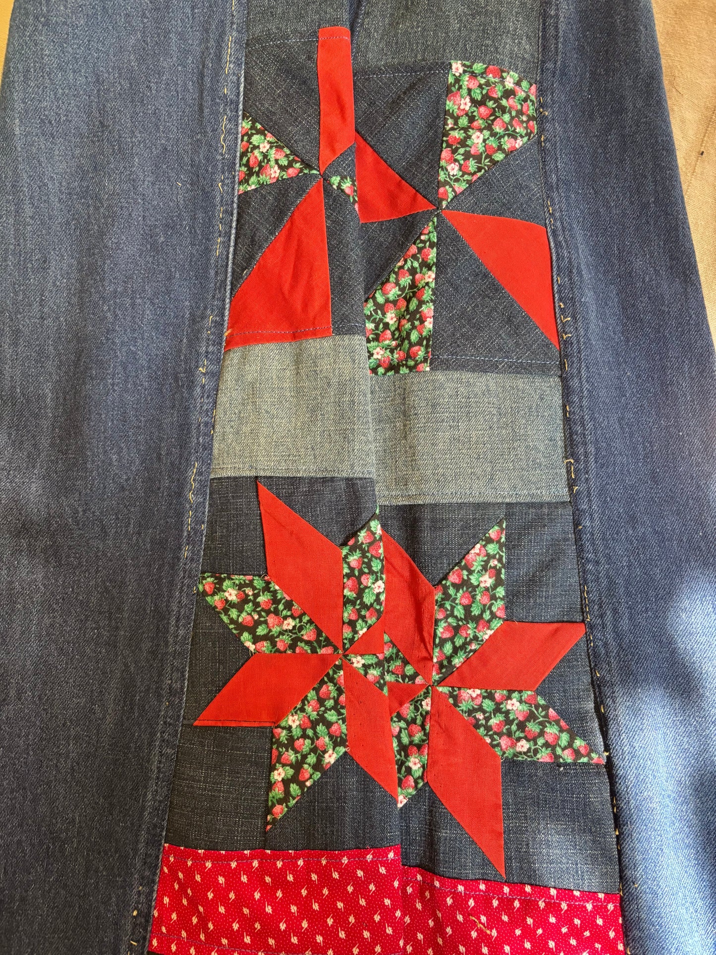 Strawberry Star & Pinwheel Lees