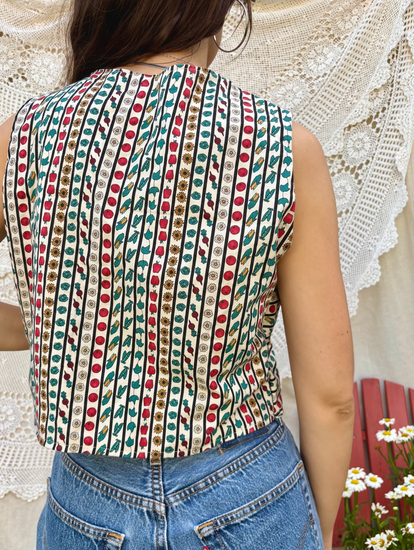 Veggie & Pointelle Vest