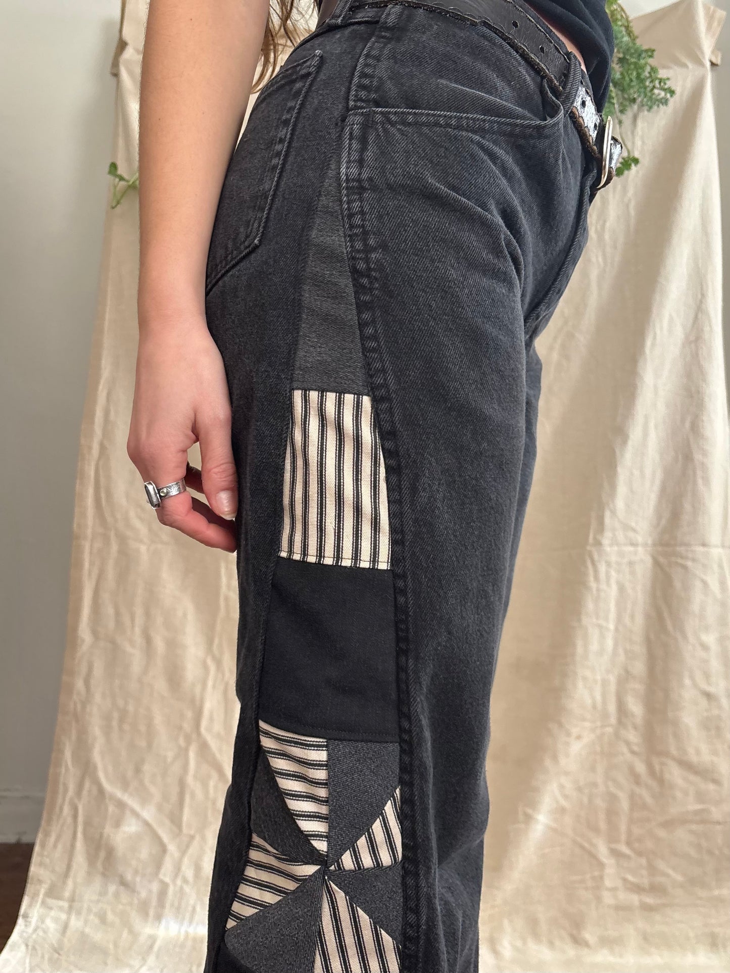 Black & White Stripe Pinwheel Rustlers