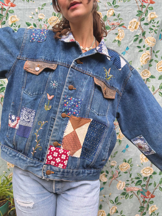 𓆸 Embroidered & Patched Denim Jacket