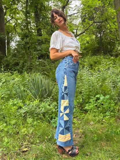 Yellow and Blue Eyelet Pinwheel Lees
