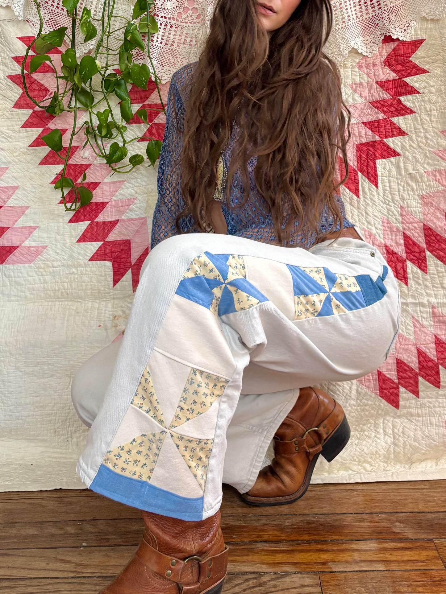 Ice Blue Pinwheel Lees