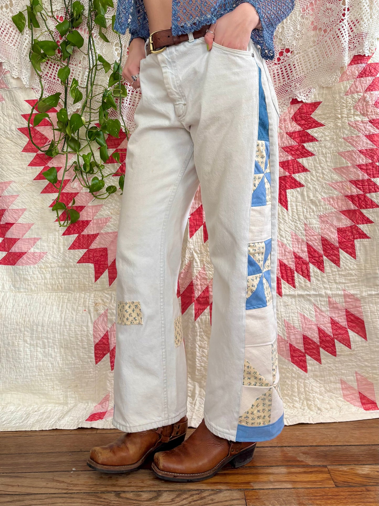 Ice Blue Pinwheel Lees