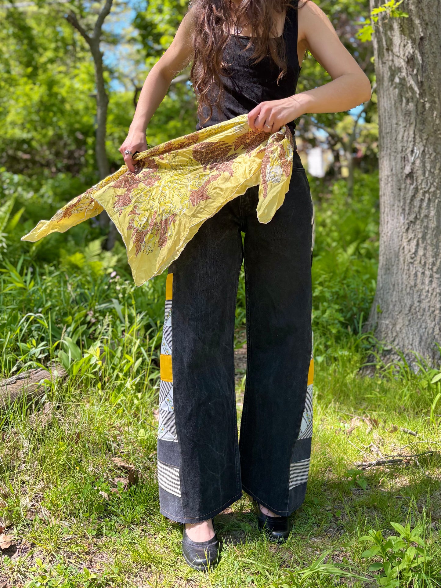 🐝  Black & Yellow Pinwheel Jeans