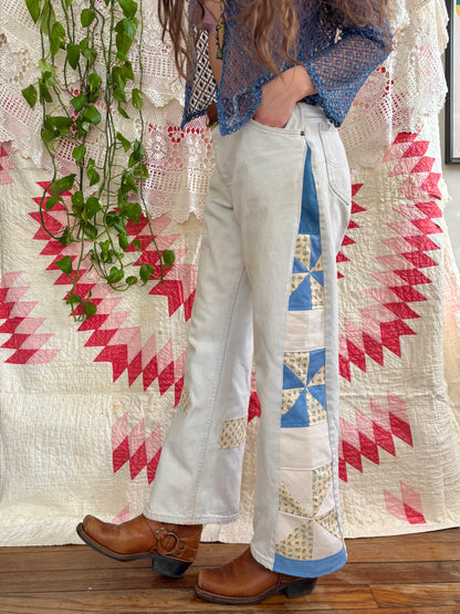 Ice Blue Pinwheel Lees