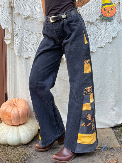 🖤 💛 Black & Gold Star Levi's