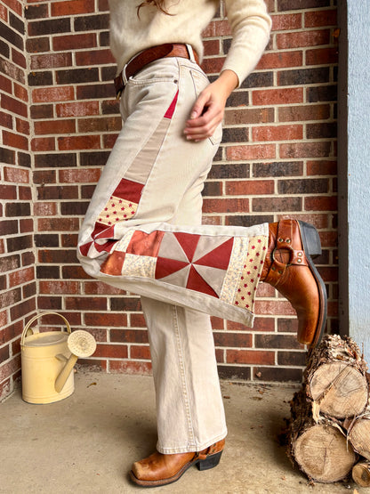 Ecru Tan Pinwheel Lees