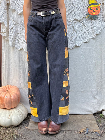 🖤 💛 Black & Gold Star Levi's