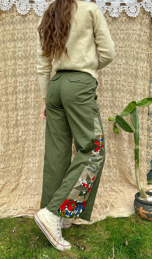 𖠰 Pine Tree Trousers