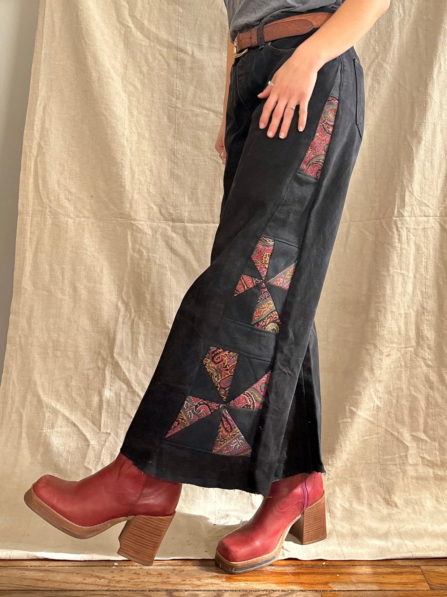 Black Pinwheel Levi's