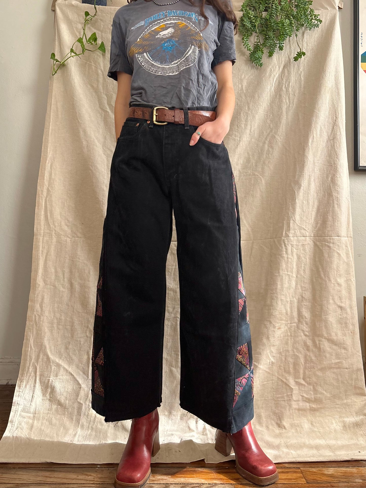 Black Pinwheel Levi's