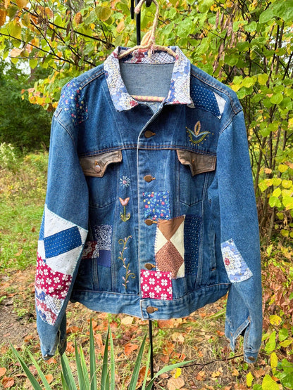 𓆸 Embroidered & Patched Denim Jacket