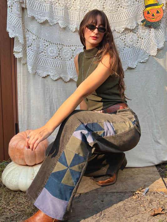 🤎 💚Brown Pinwheel Corduroys