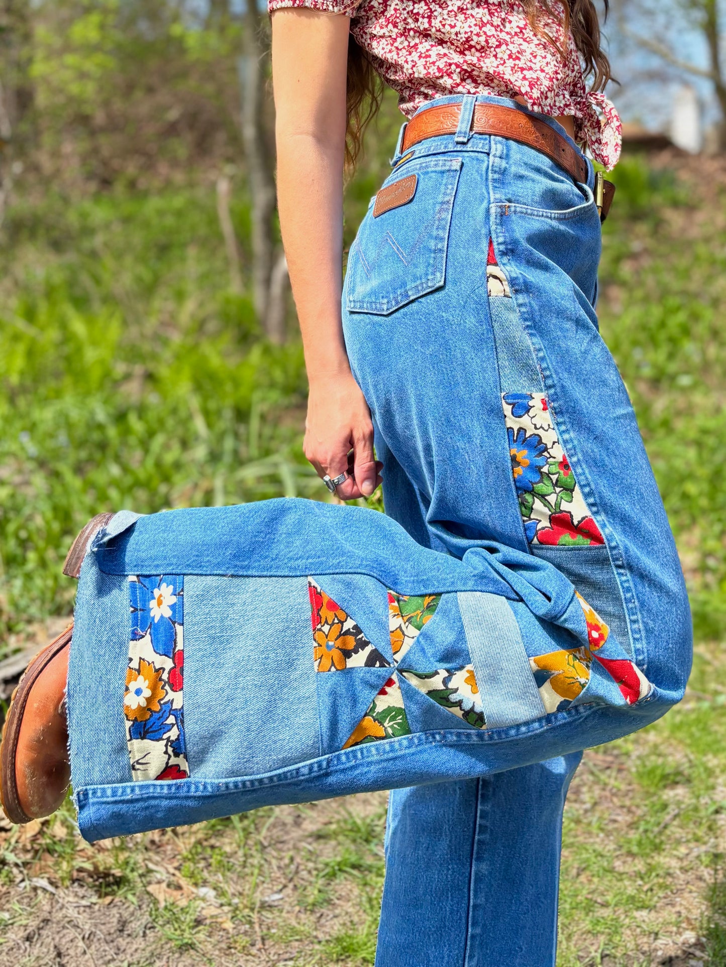 Pinwheel Floral Wranglers